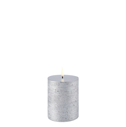 (B) UYUNI LED pillar candle, Metallic silver, Rustic, 7,8x10 cm
