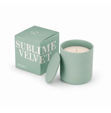 SOFT PORCELAIN SCENTED CANDLE + GREEN LID SUBLIME VELVET